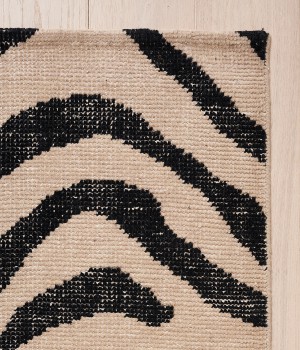 Zebre 8' X 10' Hand-Knotted Rug